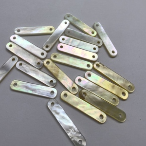 Etichette in Madreperla Bianca con Logo Inciso, Perle Personalizzabili in Dimensione e Forma, Bottoni in Conchiglia - Product Image 2