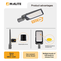 Lumière de parking LED en alliage d'aluminium et ABS étanche IP66 avec pilote détachable et cellule photoélectrique