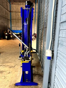 Cheap Price 20 Hydraulic Press With Manual hand Pump Heavy Duty Professional Tool Hand and foot operated Made in Vietnam - Product Image 5