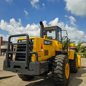 Cargadora de Ruedas Komatsu 380 de Segunda Mano de Alta Calidad, Motor Komatsu Original, Cargadora Hidráulica WA380 para Minería, Puerto y Construcción - Product Image 4