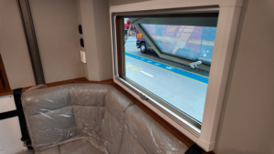Autocaravana de Lujo Zhenxiang 4x4, Vehículo Recreativo Todoterreno con Paneles Compuestos de Aluminio, Autocaravana con Cocina, Camioneta <span class=keywords><strong>Caravana</strong></span> - Product Image 4