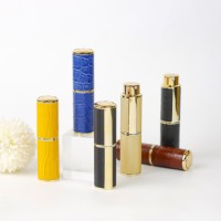 Flacon pulvérisateur de parfum miniature rechargeable personnalisé de 5 ml en PU pour les voyages et les sorties au travail