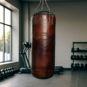 Sac de frappe en PU robuste et écologique de 2 kg avec semelle en cuir pour l'entraînement au kickboxing et au MMA - Product Image 1