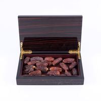 KSA Riyadh Season Cadre en bois avec boîte à chocolat acrylique Boîte à dates en bois Dossier Boîte à gâteaux Ramadan