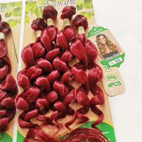 Ventes en gros de tissages de cheveux synthétiques Super Diva Curl, tissage de cheveux rouges emballé avec une frange gratuite, un paquet pour un seul cheveux