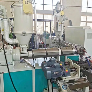 Machine d'extrusion pour tuyau d'aspiration hélicoïdal en PVC <span class=keywords><strong>rigide</strong></span> haute capacité, corrugué, à grain, en sens horaire - Product Image 2