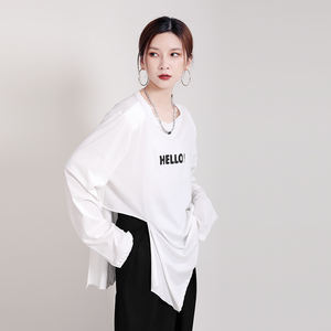 <span class=keywords><strong>Camiseta</strong></span> de algodón de manga larga con hombros descubiertos, <span class=keywords><strong>Camiseta</strong></span> con estampado de letras, corte Corte Irregular, Red, color rojo, 2215, 2021 - Product Image 3