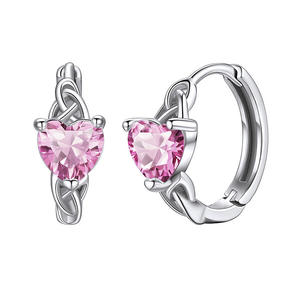 Boucles d'oreilles clous Tiffany & Co. en argent 925 avec cristaux et strass, sertissage griffe, romantiques, pour femme, usage quotidien - Product Image 4