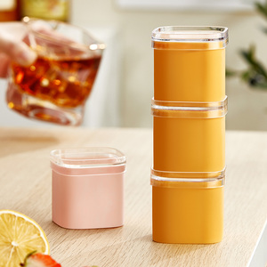 Moule à glaçons carré extra large en silicone coloré personnalisé de 1,7 pouce avec couvercle – Indispensable pour l'été - Product Image 5