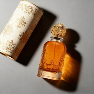 Frasco de Perfume Único 100ml Design Elegante Frasco de Vidro com Spray de Névoa Fina e Tampa de Metal Caixa de Presente Personalizada Disponível - Product Image 1