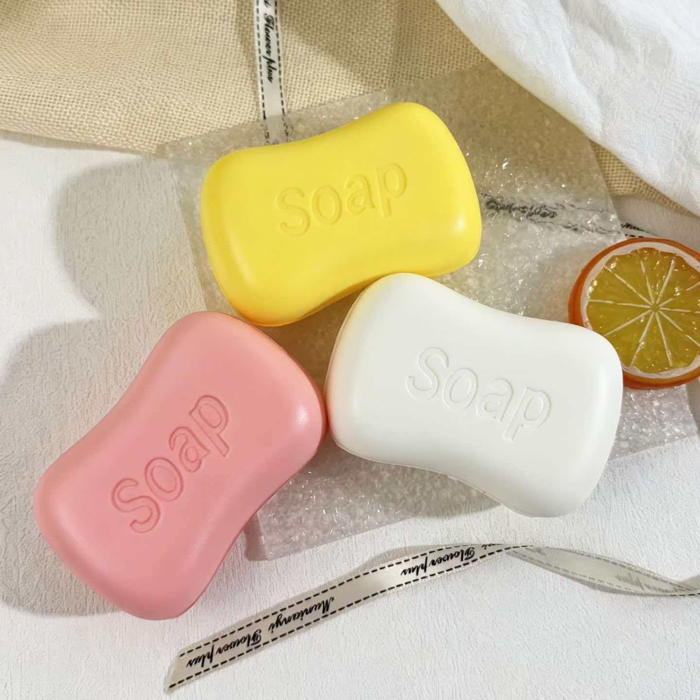 White soap [spray paint]]