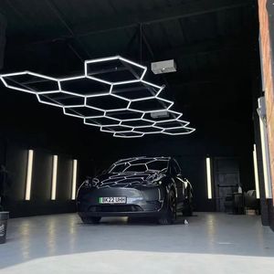 Hanyin Echte LED Hanglamp Hexagonale Koudwitte IP54 Garage Werkplaatsverlichting - Product Image 4