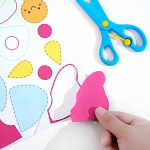 Libro de Colorear y Actividades para Niñas de 4 a 8 Años, Regalo Rosa, Decoración de Princesas, Desarrollo de Habilidades Motoras Finas - Product Image 5