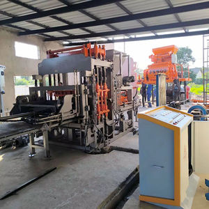 Prezzo di fabbrica nuovo di zecca QT4-20 Semi automatico idraulico blocco di cemento macchina per la fabbricazione di mattoni forati mattone solido pavé pietra - Product Image 2