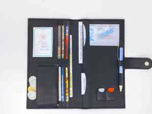 Portefeuille de voyage anti-RFID WRIZA Premium noir avec emplacements pour cartes et porte-documents sécurisé - Product Image 4