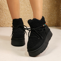 Bottes d'hiver à lacets en faux daim et fourrure Teddy à bout rond avec breloques perlées colorées pour femmes