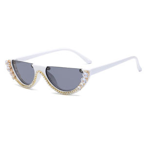 Gafas de sol <span class=keywords><strong>con</strong></span> diseño de marca para mujer, anteojos de sol femeninos <span class=keywords><strong>con</strong></span> diamantes de imitación brillantes, Estilo Vintage, a la moda - Product Image 3