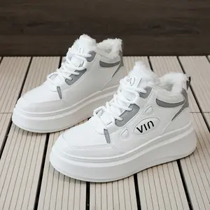 New 2023 Winter Warm Cotton Shoes Thick Sole Student Running Shoes With Velvet Elevated Board Shoes