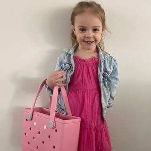 Túi đi biển nhỏ gọn ngoài trời bằng chất liệu EVA dành cho bé gái, túi đeo vai mini bằng silicon cao su, túi tote chống thấm nước cho trẻ em - Product Image 4