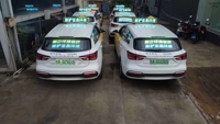 Affichage Led Transparent de fenêtre arrière de voiture pour le logo publicitaire de voiture 4G wifi signe commercial sans fil Taxi écran d'affichage led