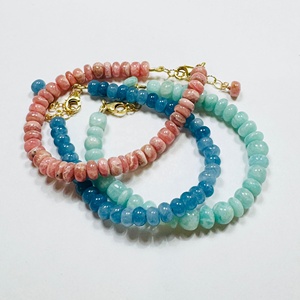 Bracelet délicat vintage en perles de pierres précieuses arc-en-ciel pour femme, bijou minimaliste en pierre de cristal de guérison plaqué or 18 carats, inaltérable - Product Image 6