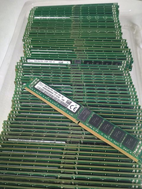 M391B1G73QH0 CMA 8GB DDR3 ECC UDIMM 1866MHz PC3 14900E 2Rx4 Server Memory for X79 Workstation