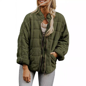 <span class=keywords><strong>Manteau</strong></span> d'hiver de Style Vintage pour femmes avec capuche matelassée en diamant ample et léger doublure en soie de couleur unie <span class=keywords><strong>manteau</strong></span> long en gros - Product Image 3