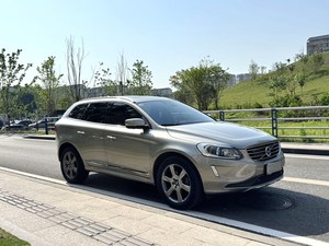 SUV <span class=keywords><strong>Volvo</strong></span> <span class=keywords><strong>XC60</strong></span> 2015 Usado, 2.0T 6AT Gasolina, Volante a la Izquierda, 213HP 300Nm, Techo Panorámico, Tracción en las Cuatro Ruedas, Cámara Trasera, Vehículo de <span class=keywords><strong>Segunda</strong></span> <span class=keywords><strong>Mano</strong></span> Confiable en Venta - Product Image 3