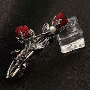 Épingle à cheveux Fleur Rose Rouge Rétro en Alliage avec Pince à ressort et Design en Cristal Délicat pour Femme, Mariage, Fête, Vacances, Accessoire Photo - Product Image 2