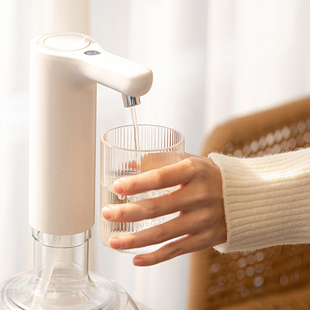 IMYCOO Rechargeable Electric Automatic Pump Water Dispenser Mini Water Dispenser