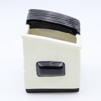 OEM ODM commande en gros unique barware porcelaine poubelle en forme de boissons verres à cocktail tasses en céramique benne feu tiki tasse