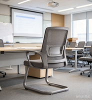 Chaise de formation rembourrée avec dossier en maille et support lombaire, base robuste, finition thermolaquée, pour bureau, école, salle de conférence et lieux de réunion