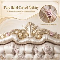 Lit Queen Size Romantique Français en Bois Massif Blanc et Doré Sculpté, Ensemble de Chambre à Coucher avec Tables de Chevet Assorties