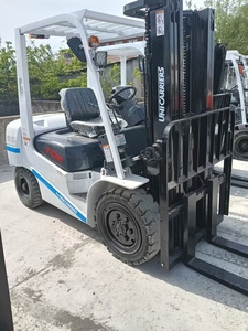Montacargas TCM de 3 Toneladas, Indicadores Claros, Fácil de Operar, Protección Segura, Resistente a Colisiones, Duradero y Como Nuevo - Product Image 2