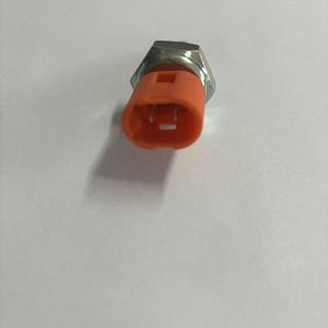 สวิตช์ไฟถอยหลังเรโนลต์ 7700422630 อะไหล่ทดแทนรถยนต์ ขนาดมาตรฐาน - Product Image 1