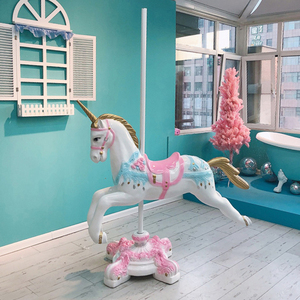 Carrousel taille réelle en fibre de verre, grande taille, joyeux go autour du cheval, statue de carrousel de parc d'attractions personnalisée - Product Image 6
