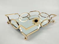 Plateau miroir doré de style européen pour la décoration intérieure, organisateur de parfums, bijoux et maquillage en verre décoratif pour table de toilette