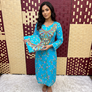 Vestido de Tela Popelina Dubai Mukhawar para Mujeres y Niñas, Bordado Floral con Cuentas, Ropa Islámica Elegante y Modesta para Ramadán, Eid, Hiyab - Product Image 1