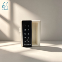 Serrure numérique intégrée pour armoire, à code et carte RFID, pour utilisation en lieux humides, idéale pour les vestiaires de douche (1502MK)