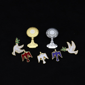 Broche de <span class=keywords><strong>Paloma</strong></span> de Metal JHS, Pin Católico para Solapa, Medalla, Pin para Sombrero, Cuello, Cintura, Ropa, Aleación - Product Image 1