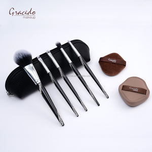 Ensemble de pinceaux à maquillage en forme de S Gracedo, 5 pinceaux + sac de rangement portable, outils cosmétiques pratiques pour les maquilleurs - Product Image 4