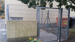 Customizable Outdoor Flat Top Fence with Galvanized <strong>Steel</strong> Pipe Post <strong>Rail</strong> Wrought Iron Zinc <strong>Steel</strong> Sustainable Flat Top Fencing - Product Image 2