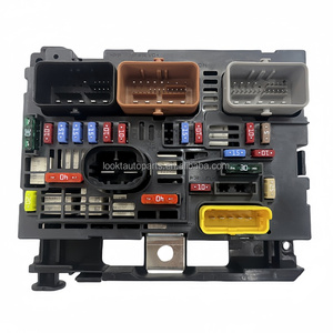 LOOKT Factory Price 9809742880 Boîte à fusibles utilisée pour <span class=keywords><strong>la</strong></span> voiture <span class=keywords><strong>Peugeot</strong></span> R19 - Product Image 1