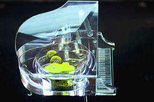 K9透明水晶钢琴摆件音乐盒批发时尚设计风格摆件水晶钢琴摆件 - Product Image 4