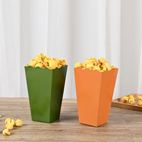 Mini-boîte à popcorn, sacs à popcorn de couleur unie et blancs, mini-baril à popcorn et conteneur de cinéma