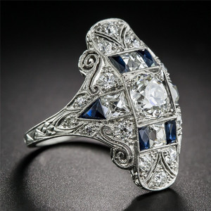 Anello con Motivo Traforato Stile Palazzo per Donne, Gioiello di Moda con Accento Blu, Vendita all'Ingrosso - Product Image 2