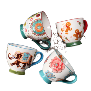 Tasse à café et à thé en céramique de style européen de 10 oz avec un motif de fleurs mignon en porcelaine pour les cadeaux d'affaires ou Noël - Product Image 1