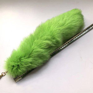 Véritable <span class=keywords><strong>queue</strong></span> de fourrure de renard teintée <span class=keywords><strong>à</strong></span> partir de <span class=keywords><strong>queue</strong></span> de renard bleu porte-clés pendentif Cosplay jouets - Product Image 4