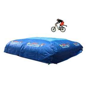 Colchoneta de acrobacias BMX Big Air, colchoneta inflable de aterrizaje para saltos de caída <span class=keywords><strong>libre</strong></span> estilo <span class=keywords><strong>libre</strong></span> para bicicleta de montaña - Product Image 1