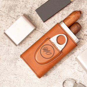 Estuche <span class=keywords><strong>de</strong></span> Cigarros <span class=keywords><strong>de</strong></span> Cuero con Logotipo Personalizado al por Mayor, <span class=keywords><strong>Humidor</strong></span> Portátil para 3 Cigarros con Cortador, Porta Cigarros Grabado Personalizado para Hombre, Regalo - Product Image 3